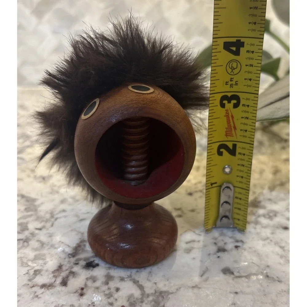 Vintage Wooden Figural Nutcracker Funny Face Hair‎ Screw Nutcracker Folk Art